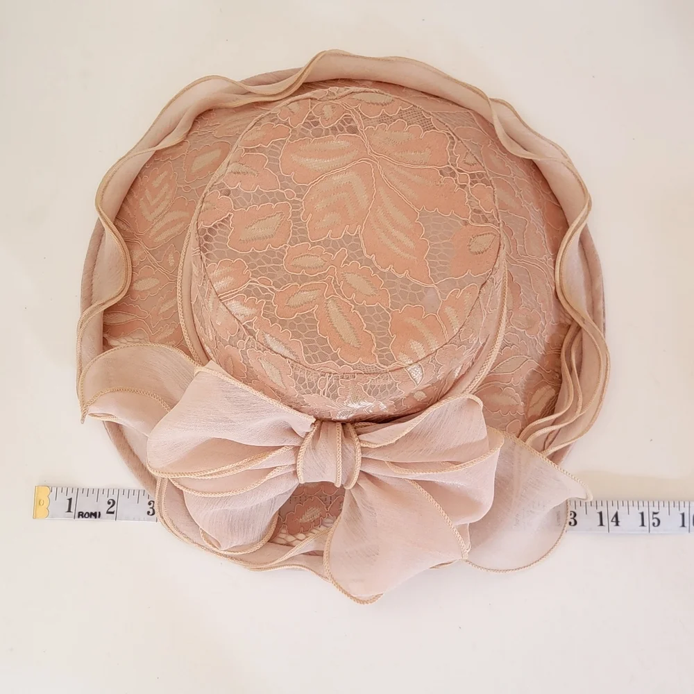 Ellen Tracy | Lace Leaf prin sewn hat
